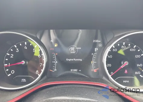 2020 Jeep Compass Trailhawk 4X4 z USA, uszkodzony, nr VIN 3C4NJDDB1LT208188